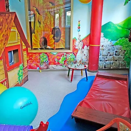 Hotel Golf-tennis-wellnesshotel Mori 4*