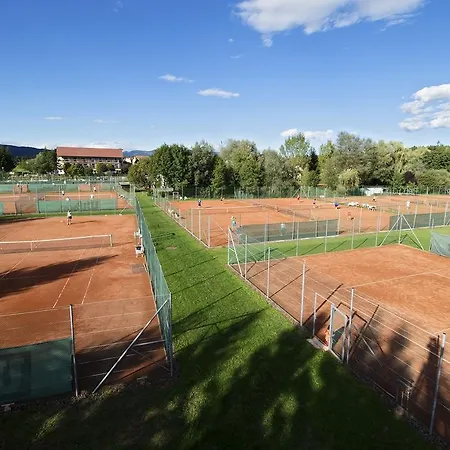 Hotel Golf-tennis-wellnesshotel Mori 4*