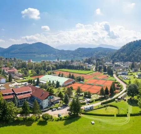 Отель Golf-tennis-wellnesshotel Mori